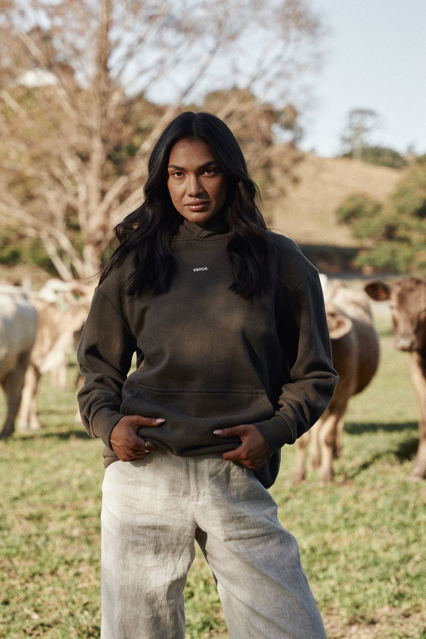 HEAVYWEIGHT HOODIE - VANCE.