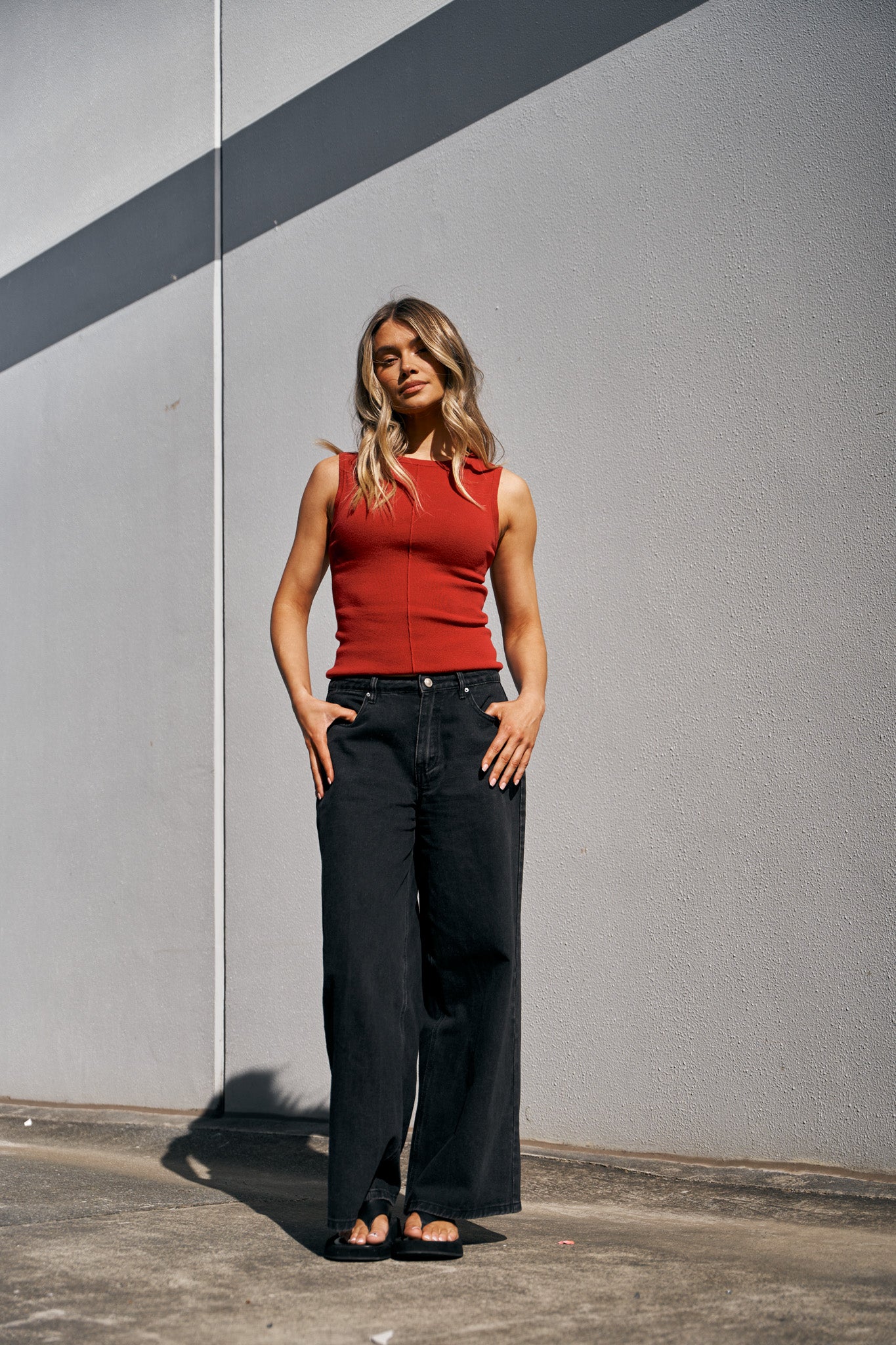 ALMA TANK - CHERRY RED