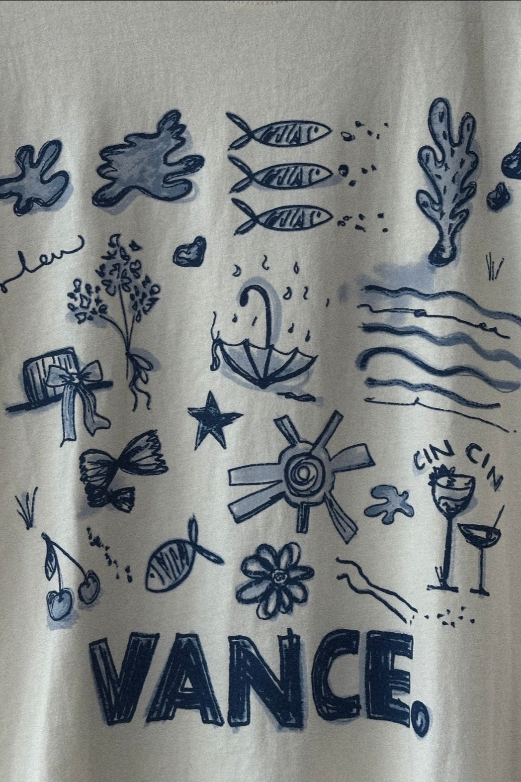HOLIDAY TEE - VANCE.