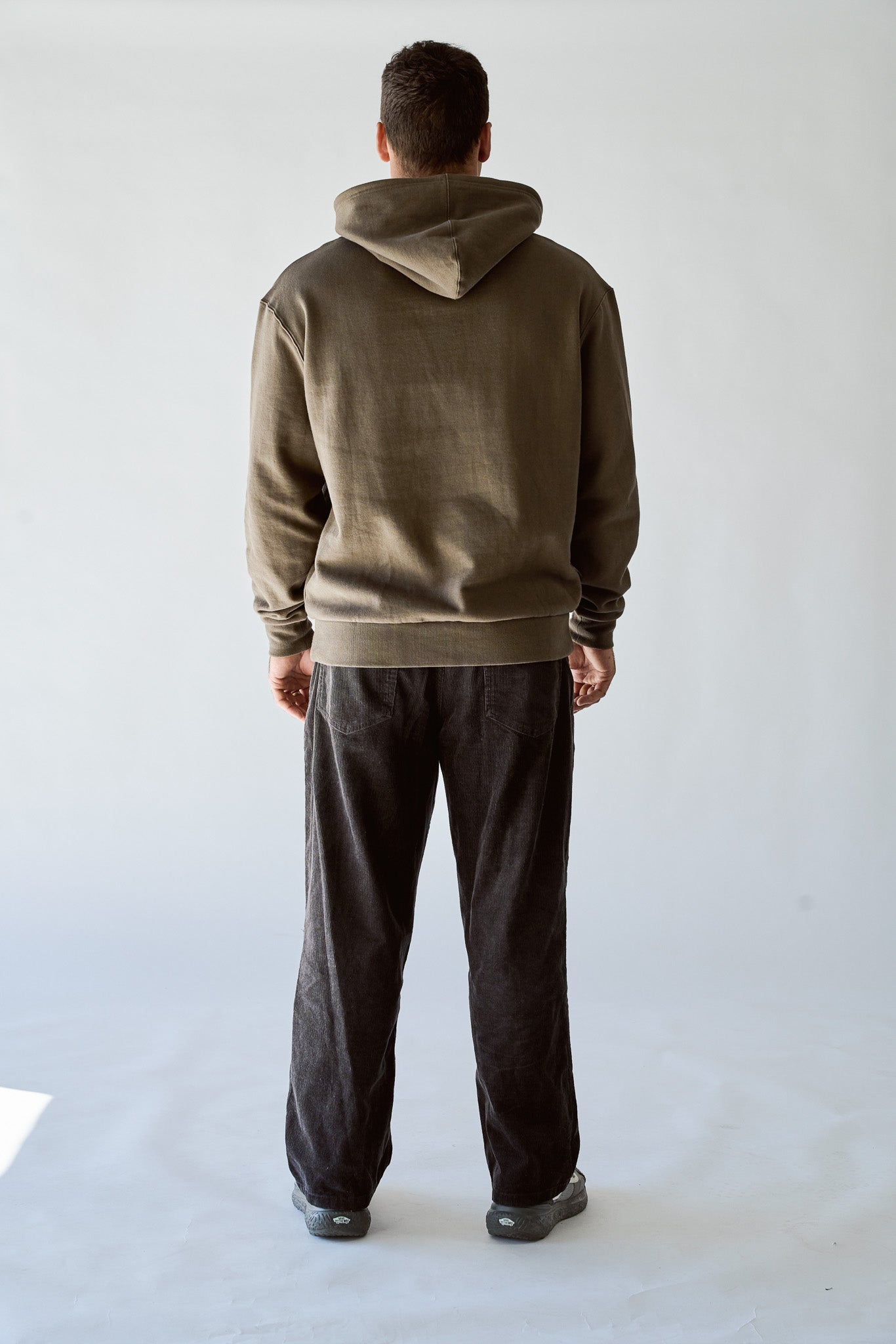 HEAVYWEIGHT HOODIE - VANCE.