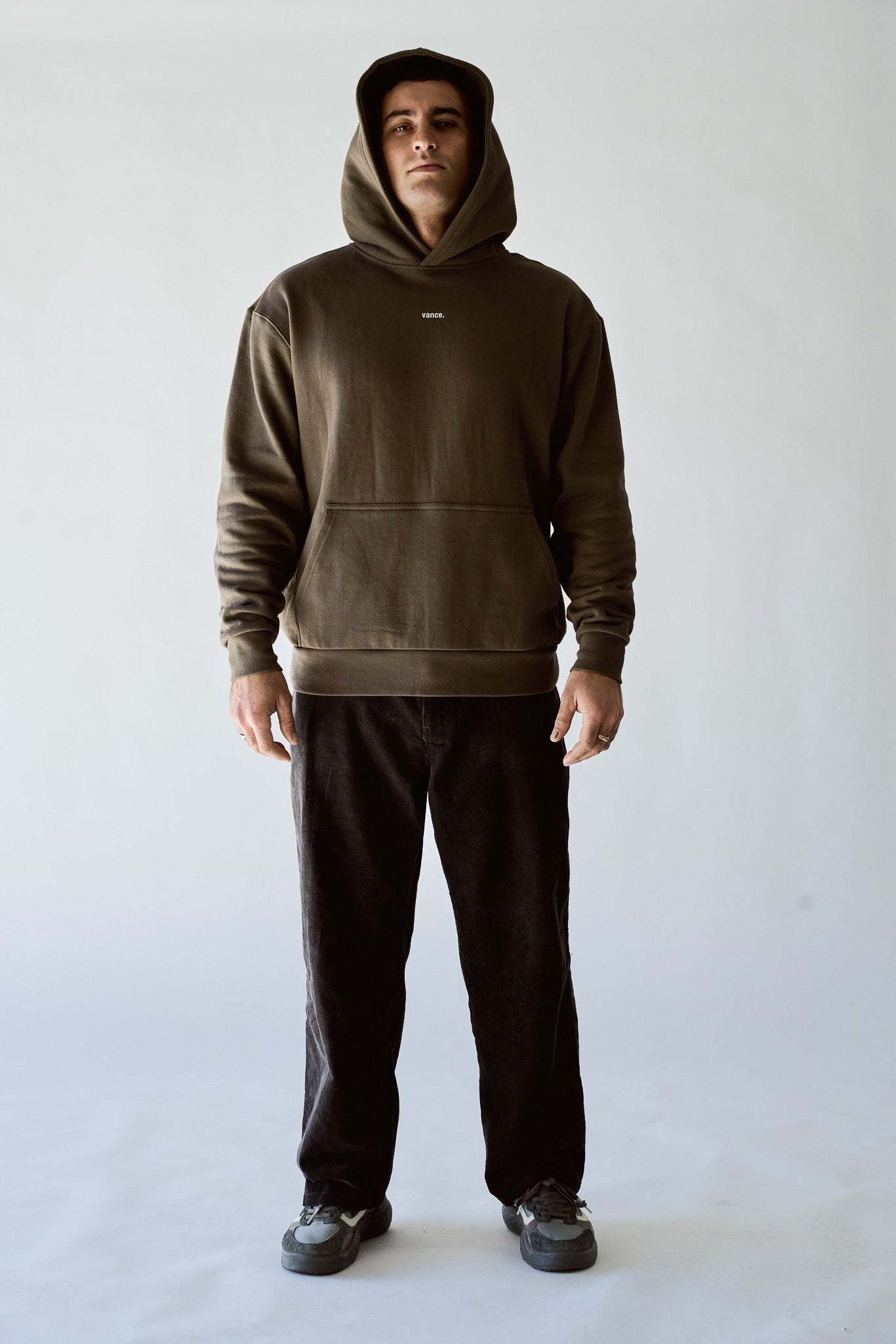 HEAVYWEIGHT HOODIE - VANCE.