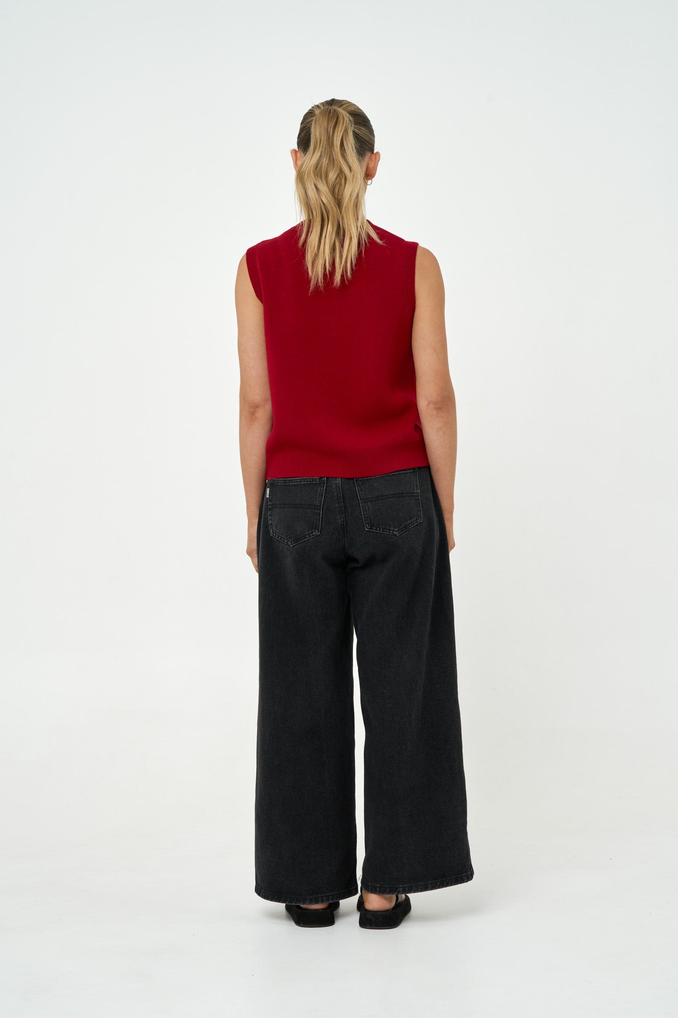 ROWE VEST