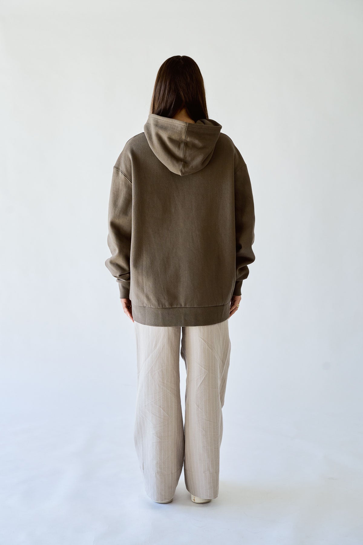 HEAVYWEIGHT HOODIE - VANCE.