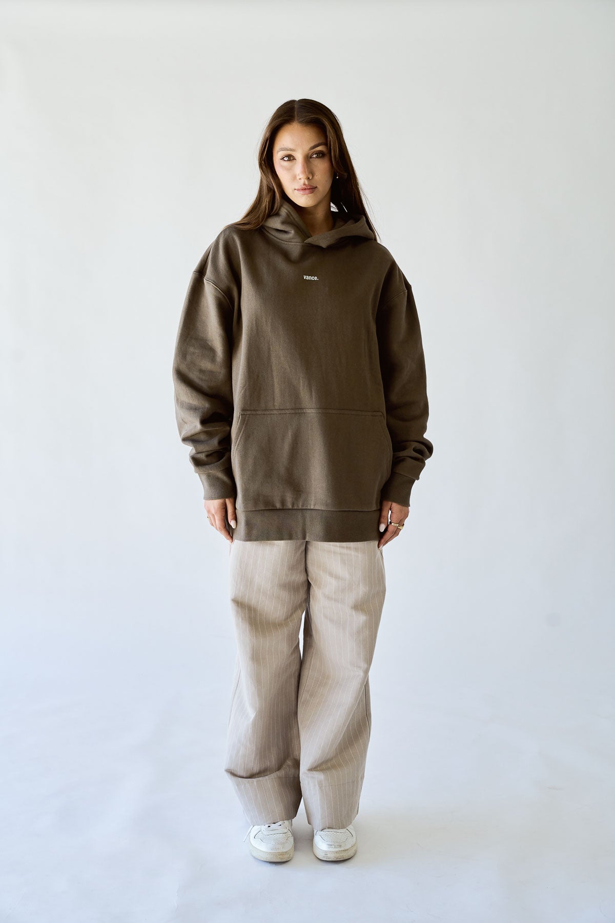 HEAVYWEIGHT HOODIE - VANCE.